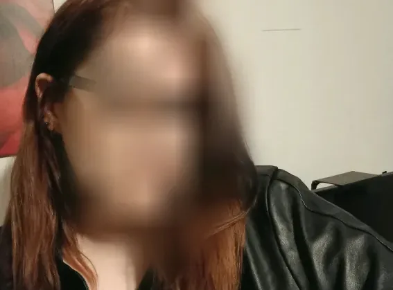 Hannah, 25