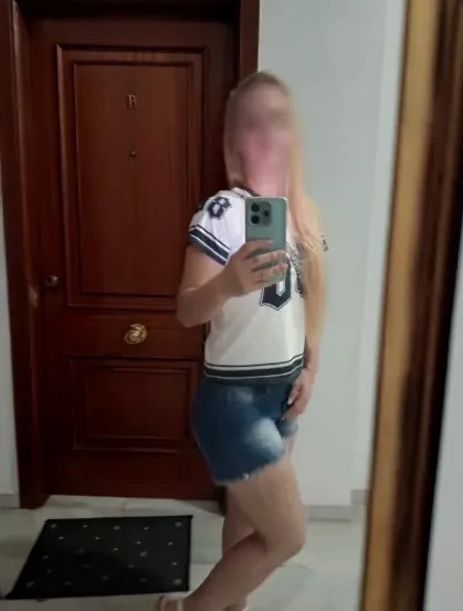 Leyla, 38